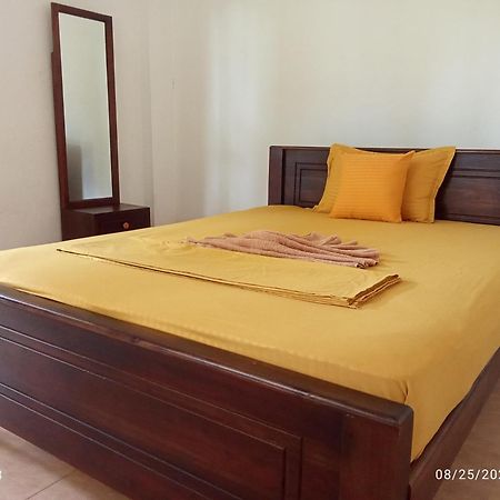 Diyawara Home Stay Anuradhapura Exterior foto